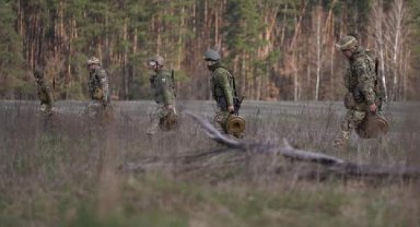 Ukrayna'dan Belarus sınırına tanksavar mayın önlemi