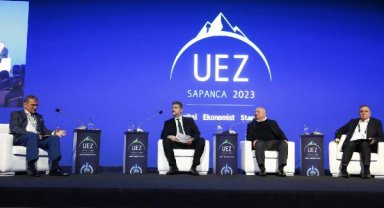 Uludağ Ekonomi Zirvesi'nde 'sınır ötesinde büyüme stratejileri' konuşuldu