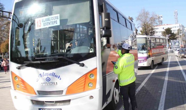 Uşak'ta 946 sürücüye para cezası kesildi