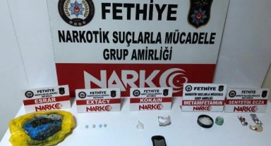 Uyuşturucu partisi yapılan eve operasyonda 3 tutuklama