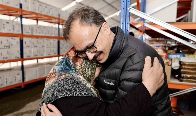 Vali Kızılkaya Elbistan'a açılan sosyal markette inceleme yaptı