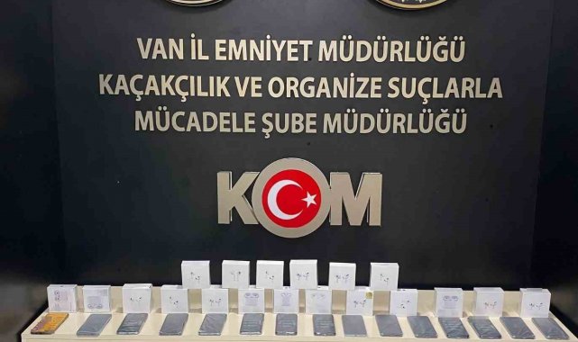 Van'da 56 adet kaçak cep telefonu ele geçirildi