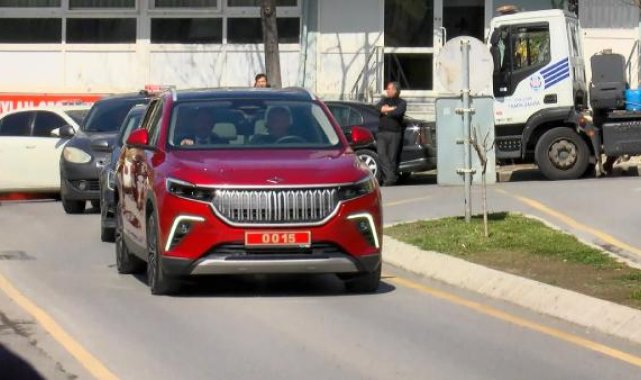Varank: Bakanların yerli ve milli otomobillerini makam aracı olarak kullanması önemli bir mesajdır