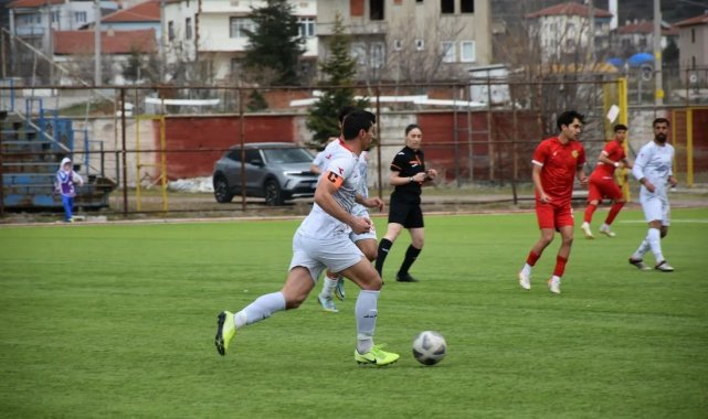 Yarenler galibiyete 2 golle uzandı