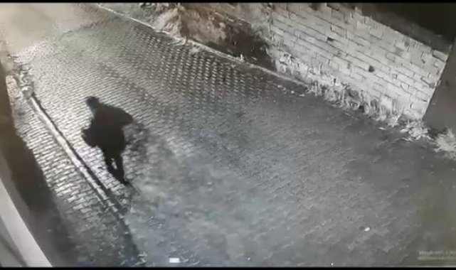 Yolunu kestikleri kişinin para ve cep telefonunu gasbeden 4 şüpheli tutuklandı