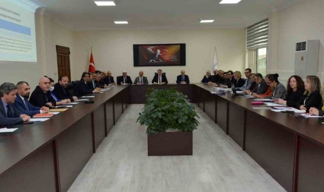 ZBEÜ Senatosu Rektör Özölçer başkanlığında toplandı