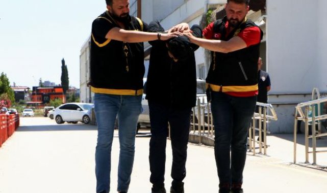 'Arabamın koltuklarını çaldı' dediği için boğazını keserek öldürmüş