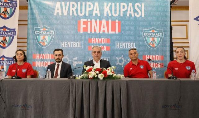'Mavi Kelebekler', Hentbol Avrupa Kupası Finali için taraftar desteği istedi