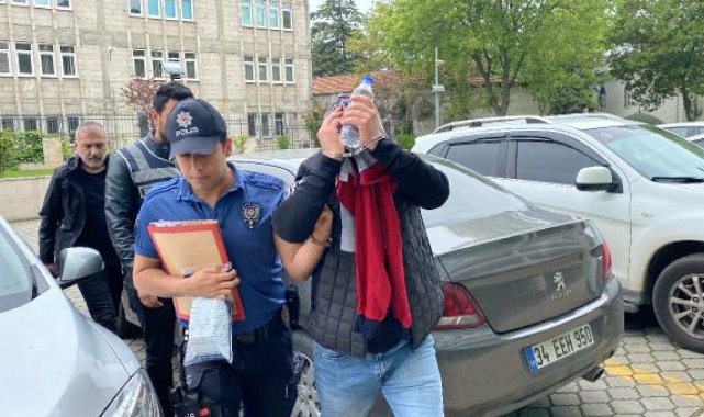 4 kişinin öldüğü kazada alkollü çıkan otomobil sürücüsü gözaltına alındı