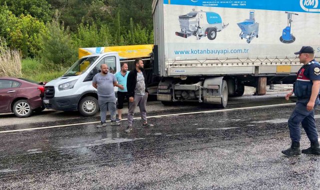 4 kişinin öldüğü rampada zincirleme trafik kazası