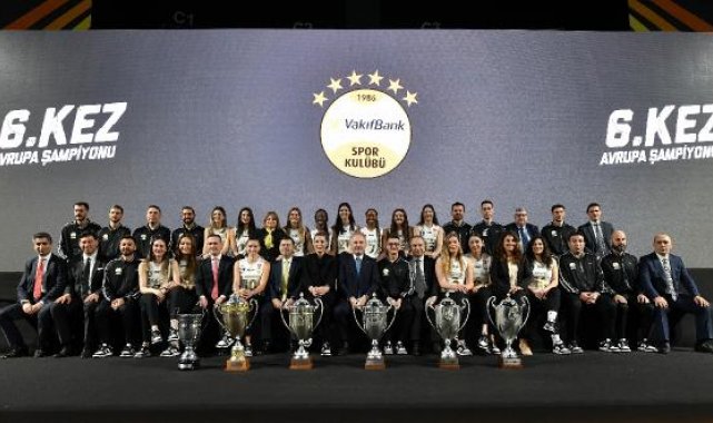 6'ncı kez Şampiyonlar Ligi şampiyonu olan VakıfBank'ta medya günü düzenlendi