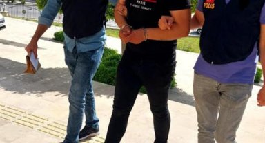 9 kişilik hafif ticari araçtan 26 kaçak göçmen çıktı