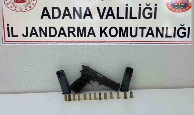Adana'da jandarma ekipleri uygulama yaptı, aranan 27 şahıs yakalandı