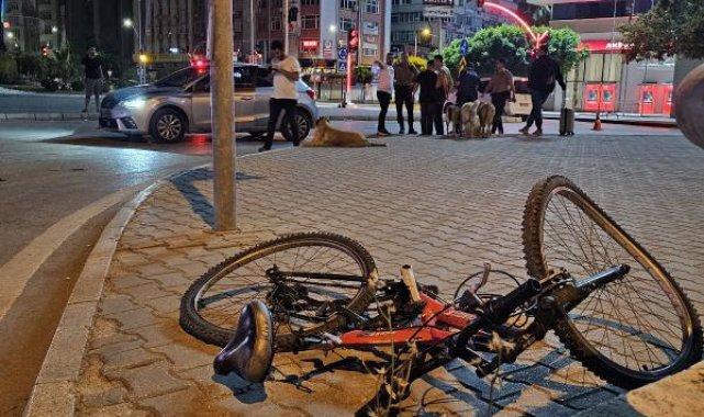 Adana'da, otomobilin çarptığı bisikletli ağır yaralandı