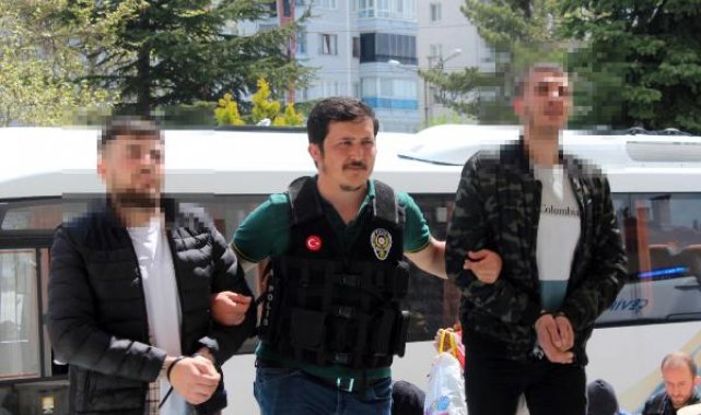 Afyonkarahisar'da 'Kökünü Kurutma Operasyonu'nun 48 şüphelisi adliyede
