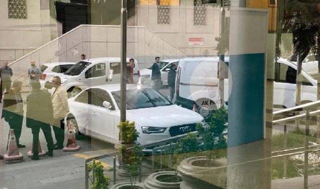 AK Parti Ankara İl Başkanlığı binasına taşlı saldırı; 1 gözaltı