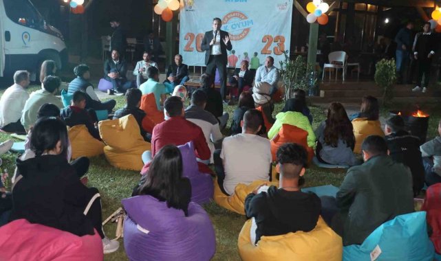 AK Parti Aydın İl Başkanı Ökten, Koçarlı'da gençlerle bir araya geldi