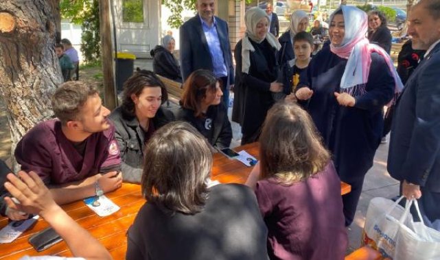 AK Parti İstanbul 2'nci Bölge Milletvekili Adayı Çelik, Beşiktaş'ta vatandaşlarla buluştu