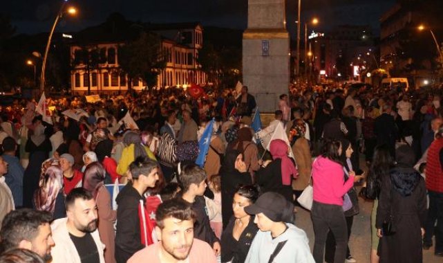 AK Parti'li Akbaşoğlu: Bu zafer milletimizin zaferidir