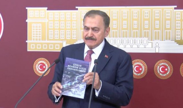 AK Parti'li Eroğlu, baraj projeleri sürecini kitaplaştırdı