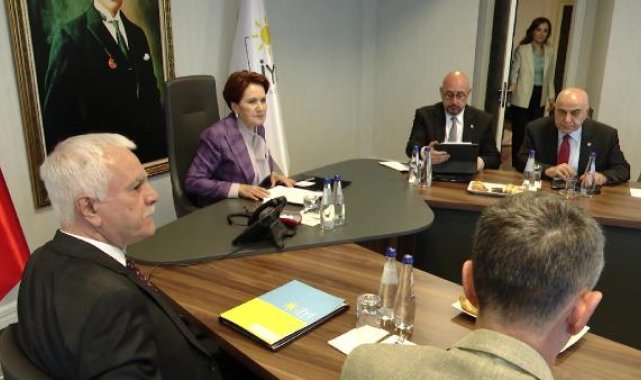 Akşener, Başkanlık Divanı'nı topladı