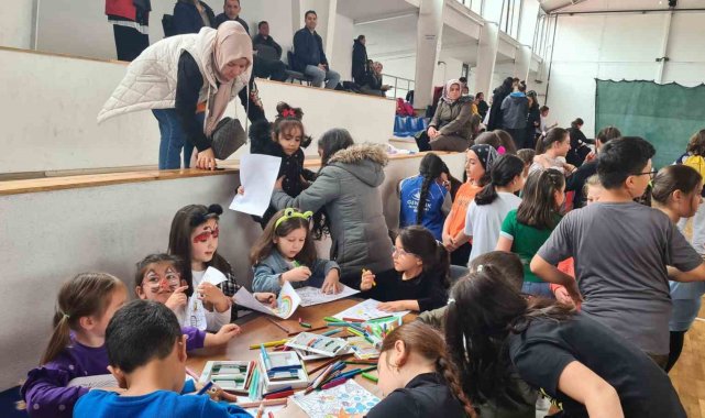 Alaplı'da "Sosyal Medyadan Sosyal Meydana" projesine ilgi büyük