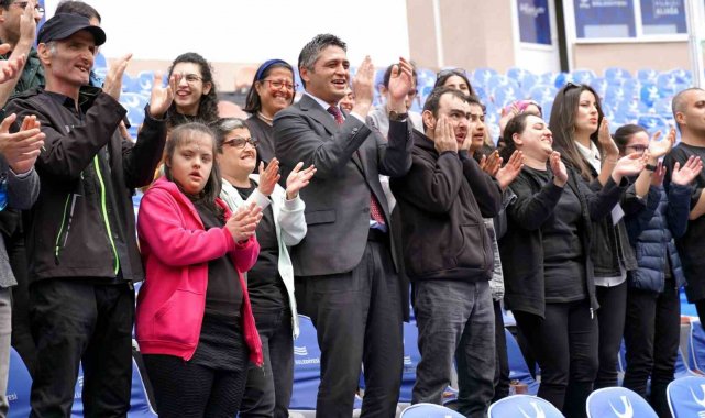 Aliağa'da hayatı paylaşmak için engel yok