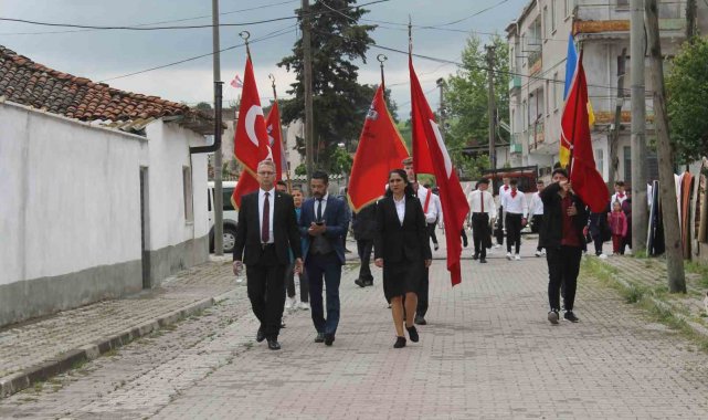 Atatürk'ü Anma Gençlik ve Spor Bayramı Manyas'ta kutlandı
