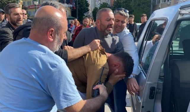 ATM'den 50 bin TL çalıp kaçtı; linçten polis kurtardı