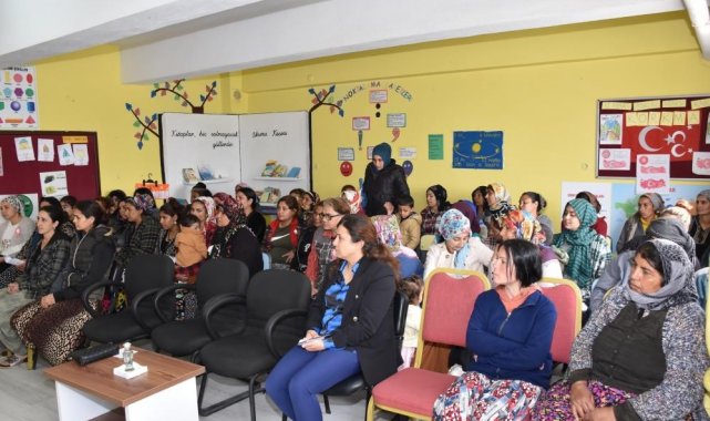 Aydın Valiliği'nin "Kadın Sağlığı Eğitim Projesi" devam ediyor