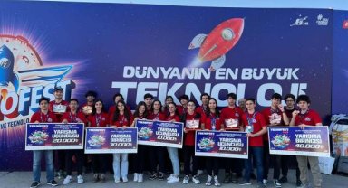 Bahçeşehir Koleji öğrencileri, TEKNOFEST'te ödülleri topladı