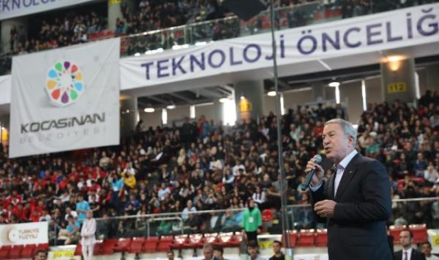 Bakan Akar: Basın, ekonomik yol ve yöntemler ile dövize ve borsaya müdahale ediyorlar