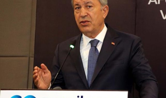 Bakan Akar: Elektrikli araçların geliştirilmesi için batarya çalışmalarına büyük yatırım yapılıyor