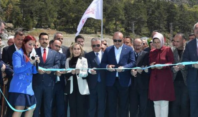 Bakan Çavuşoğlu: Türkiye'yi dünyaya, dünyayı da Türkiye'ye bağlıyoruz