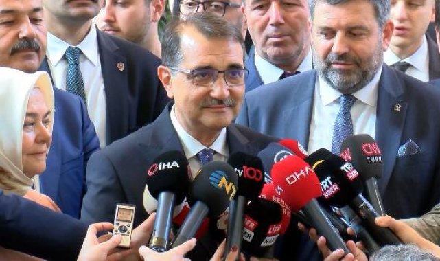Bakan Dönmez, TBMM'de milletvekili kaydını yaptırdı