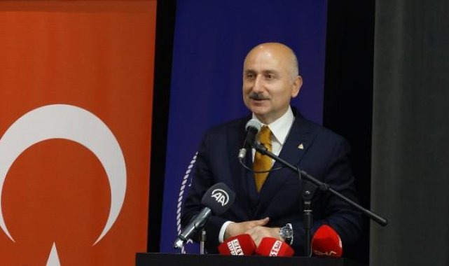 Bakan Karaismailoğlu: Gençlerin gözlerindeki ışıltıyı Türkiye ve dünyaya yaymak görevimiz