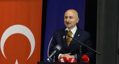 Bakan Karaismailoğlu: Gençlerin gözlerindeki ışıltıyı Türkiye ve dünyaya yaymak görevimiz