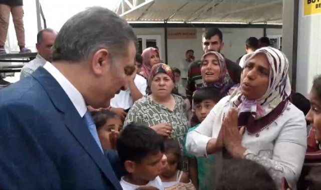 Bakan Koca, Hatay'da yapımı süren devlet hastanesi inşaatlarını inceledi