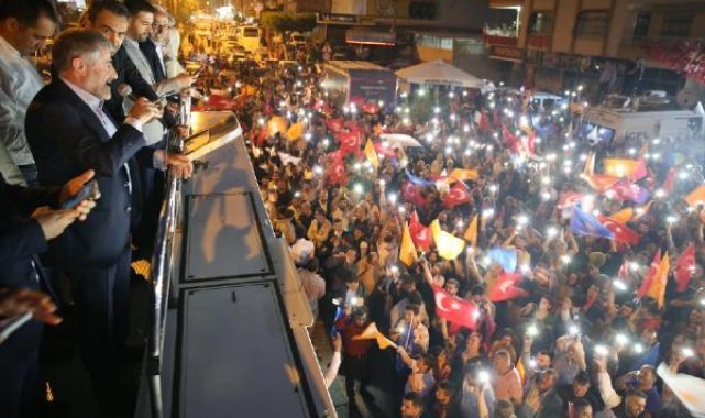 Bakan Nebati: Bugün Türkiye'nin günü, bugün ümmetin, bayrağın, devletin, milletin, vatanın günü