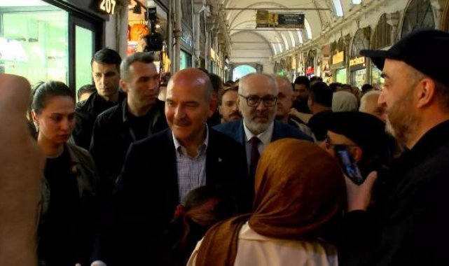 Bakan Soylu Kapalıçarşı esnafını ziyaret etti