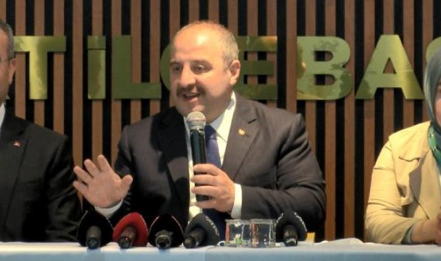 Bakan Varank: 12 kere değil, 112 kere de kaybetse o partiyi bırakmaz