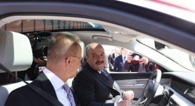 Bakan Varank: Uluslararası şirketler ülkemizi güvenli liman görüyor