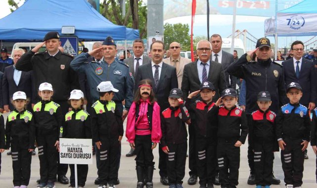 Bandırma'da trafik haftası kutlandı