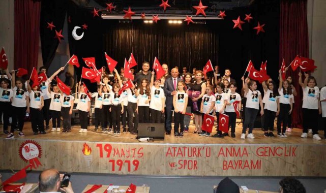 Barış Manço şarkıları Körfez'de hayat buldu
