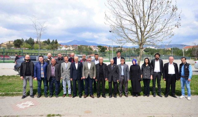 Başkan Akçadurak mahalle muhtarları ile bir araya geldi