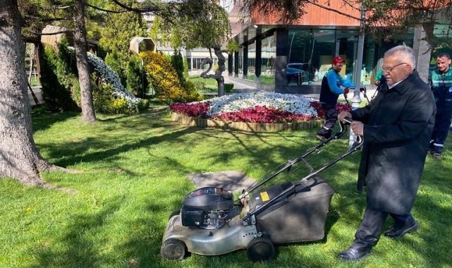 Başkan Büyükkılıç'tan belediye parkında bahar mesaisi