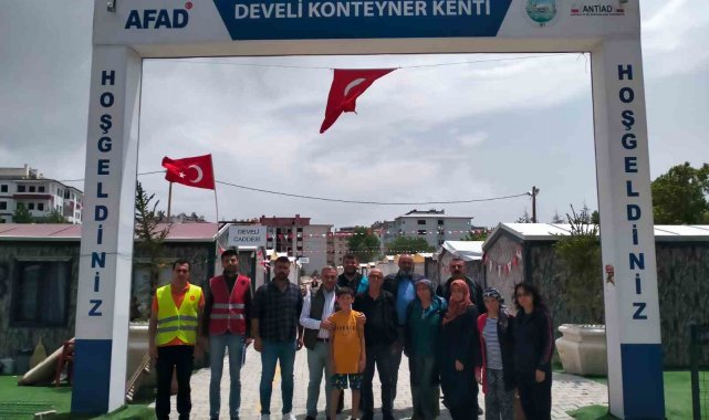 Başkan Cabbar'dan Elbistan Develi Konteyner Kent e ziyaret