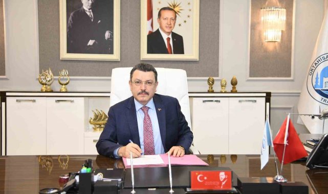 Başkan Genç'ten turizmcilere etiket çağrısı