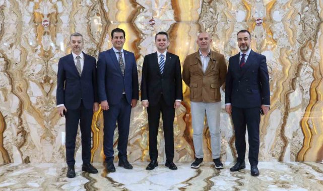 Başkan Güngör, Denizlili mermercileri fuarda yalnız bırakmadı
