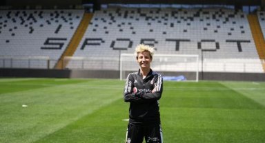 Beşiktaş'ın tecrübeli futbolcusu Esra Erol: Tek hedefimiz şampiyonluk
